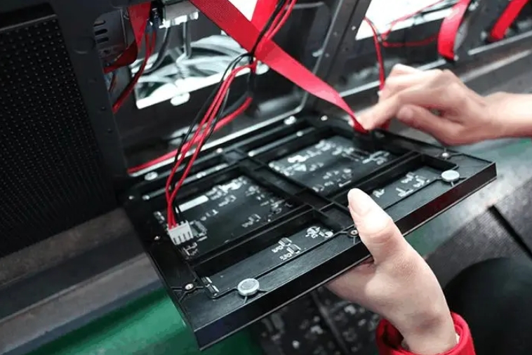 成都LED顯示屏保養：延長使用的關鍵